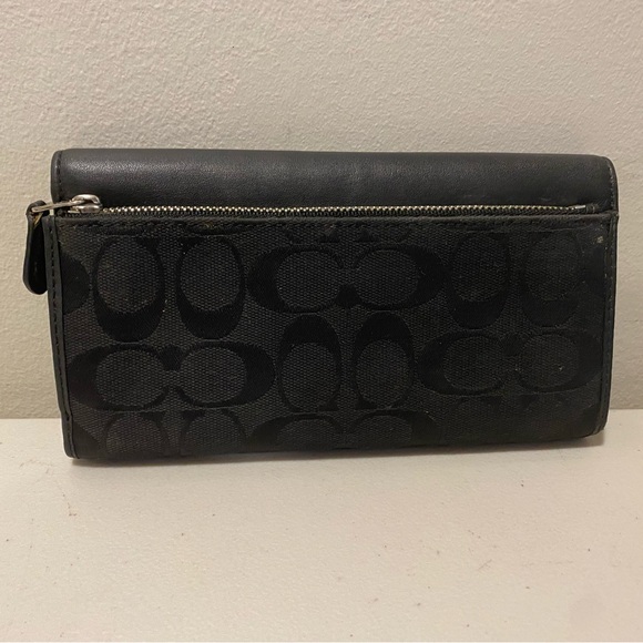 Coach New York envelope wallet pebbled leather black logo check book snap women - Picture 2 of 10